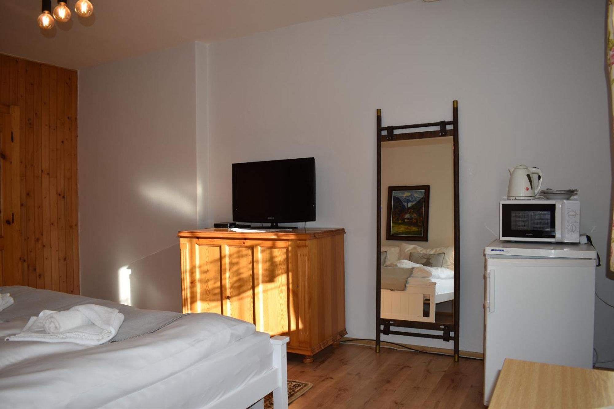 Drevenica Diana Bed & Breakfast Zdiar Luaran gambar
