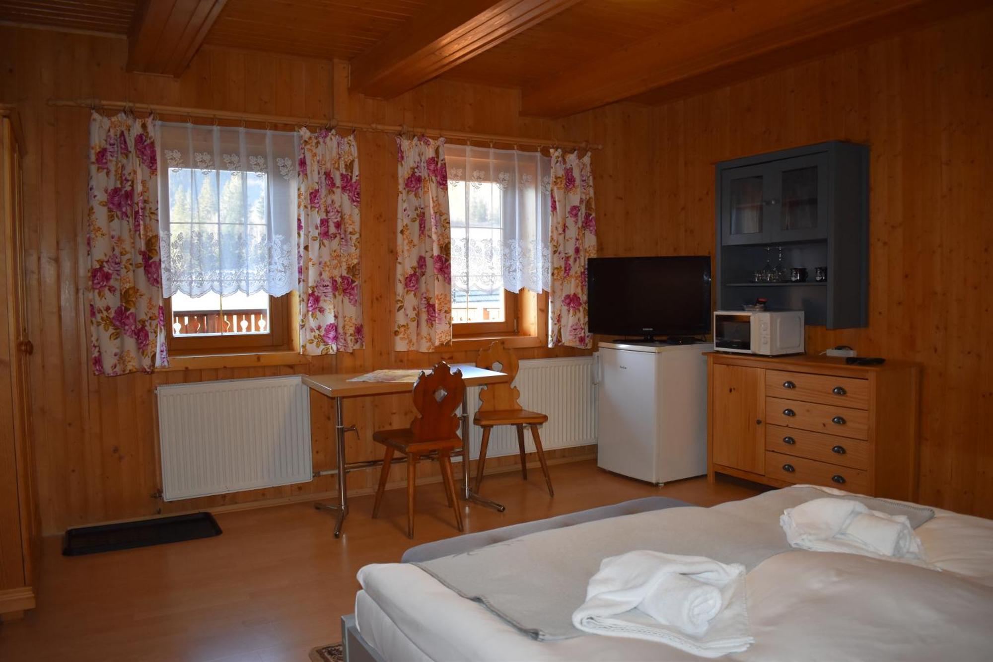 Drevenica Diana Bed & Breakfast Zdiar Luaran gambar